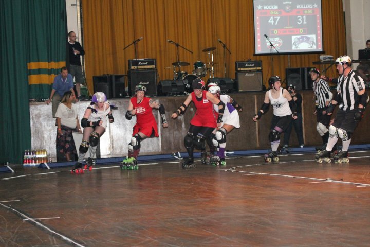 Dollface chacing the jammer